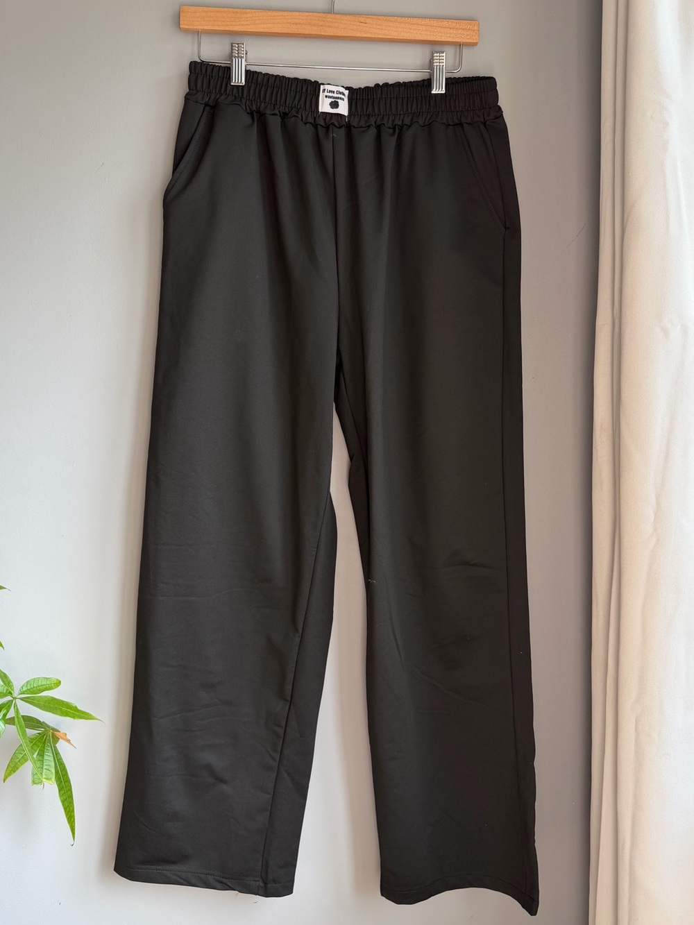 Black Elastic Waist Casual Pants